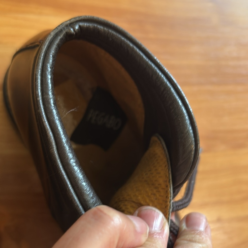 Pegabo Brown Leather lace-up  Boots - Picture 11 of 11